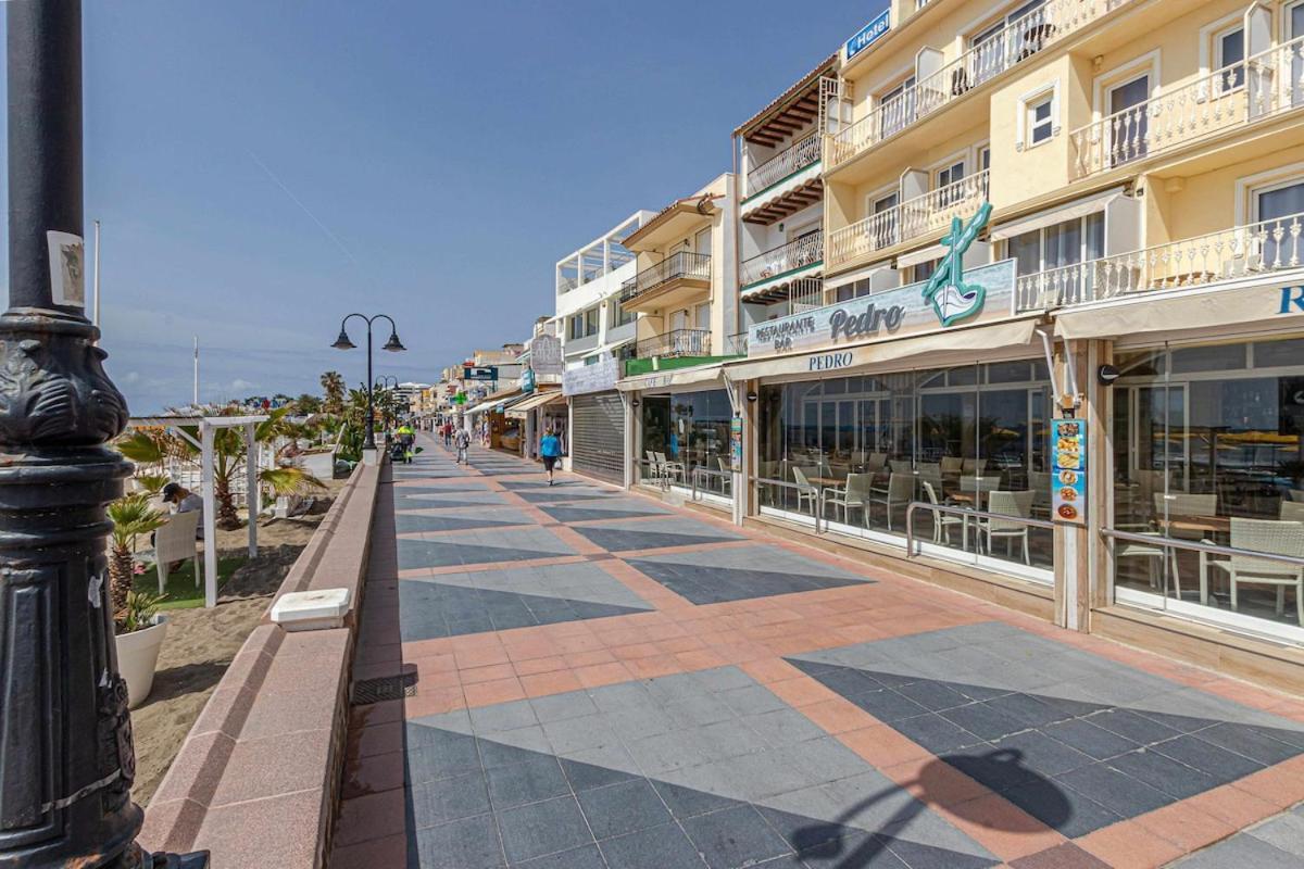 797 Holiday Rentals- Duplex Para 7 En La Carihuela A 1 Min De La Playa Torremolinos Zewnętrze zdjęcie