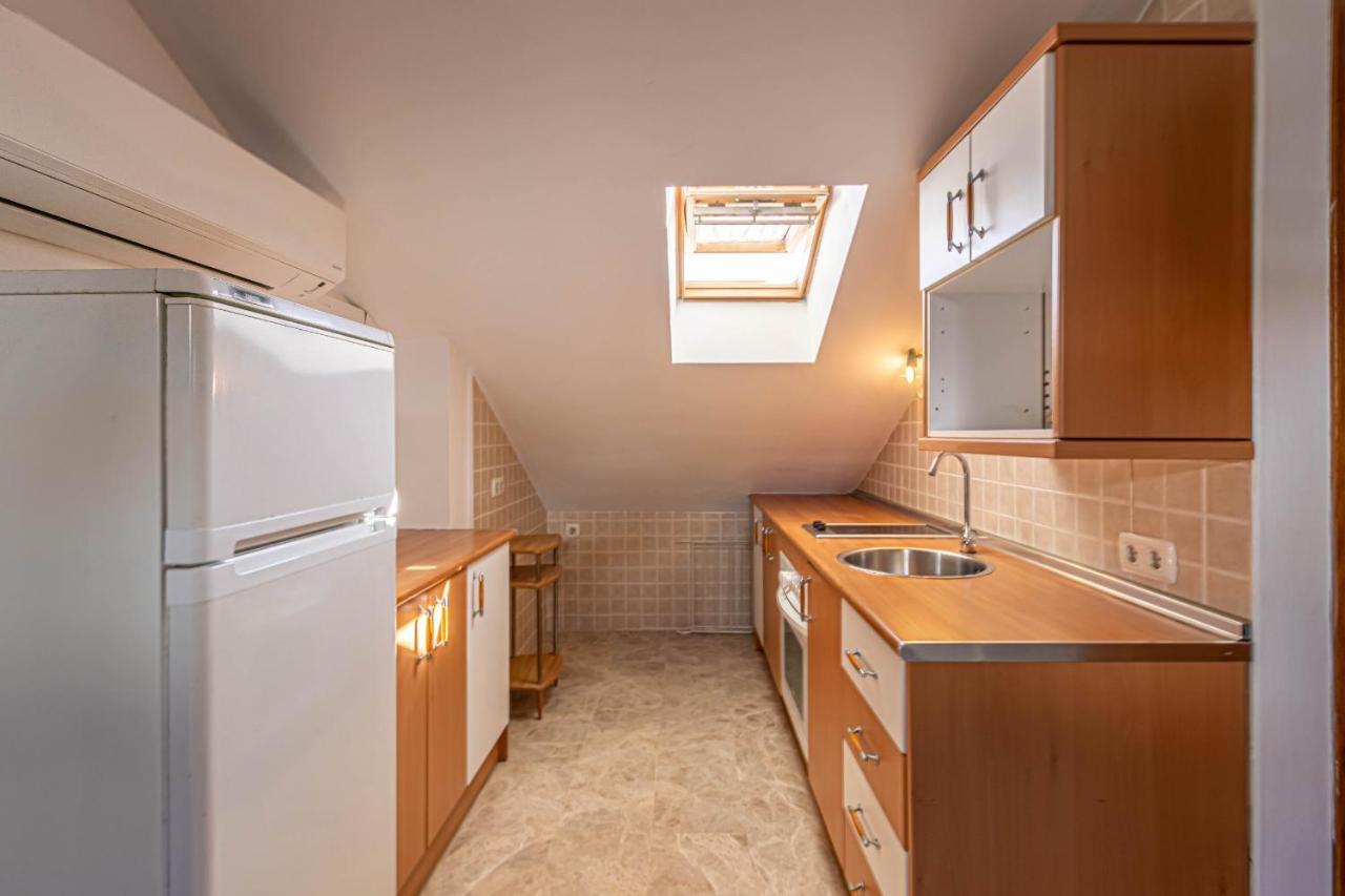 797 Holiday Rentals- Duplex Para 7 En La Carihuela A 1 Min De La Playa Torremolinos Zewnętrze zdjęcie