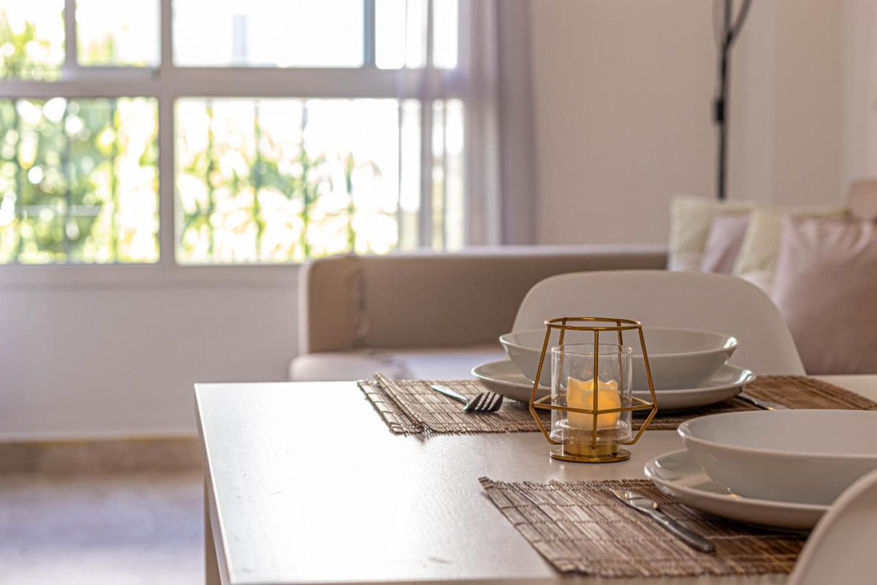 797 Holiday Rentals- Duplex Para 7 En La Carihuela A 1 Min De La Playa Torremolinos Zewnętrze zdjęcie